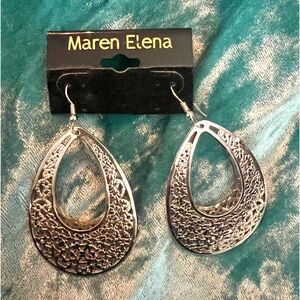 NWT Maren Elena earrings
